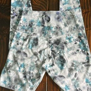 Lululemon Align leggings. Size 6